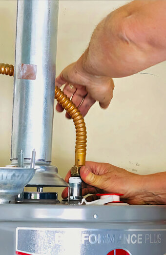 https://balcattahotwater.com.au/uploads/2025/06/hot-water-installs-71493.jpg