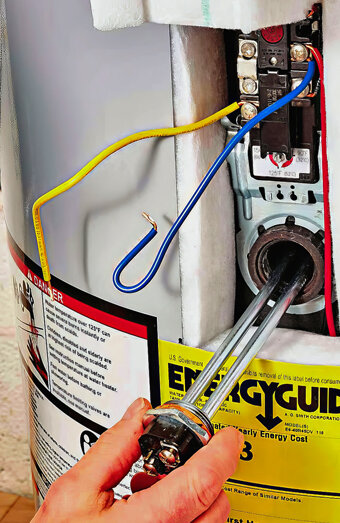 https://balcattahotwater.com.au/uploads/2025/06/hot-water-servicing-11836.jpg