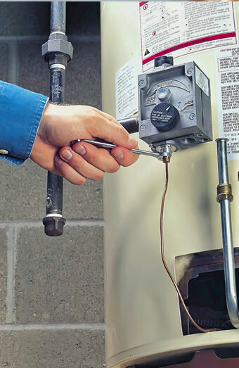 https://balcattahotwater.com.au/uploads/2025/06/hot-water-servicing-64446.jpg
